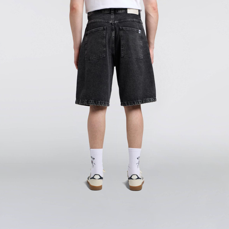 Worker Short Black Matt