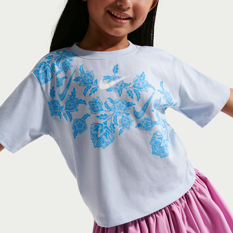 Lace It Up T-Shirt (G)