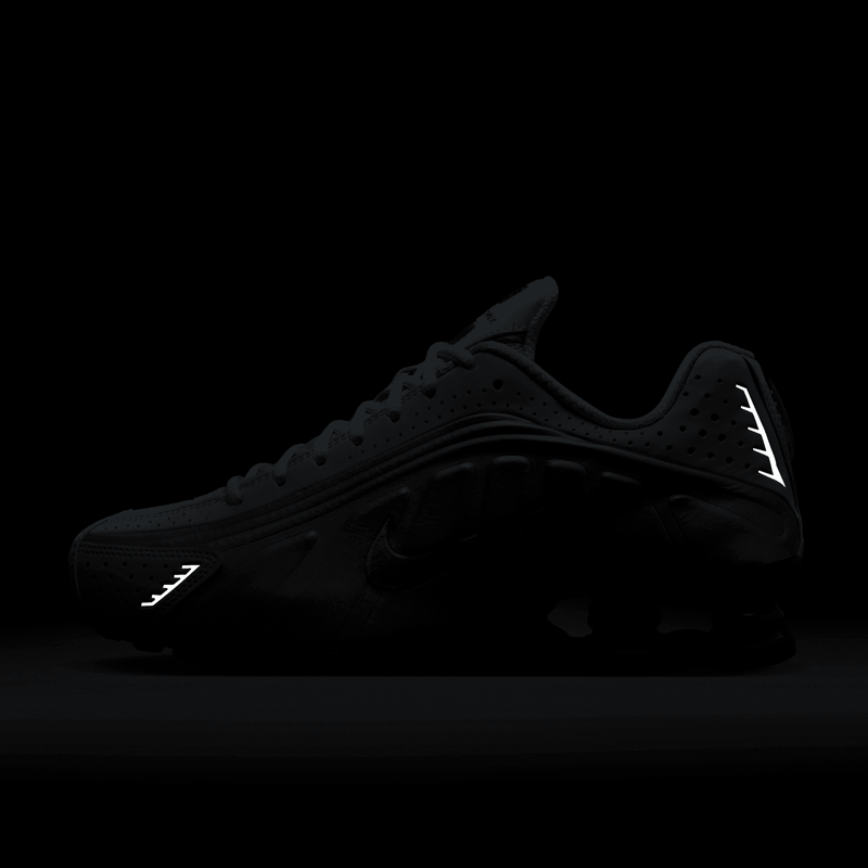 Shox R4 (W)