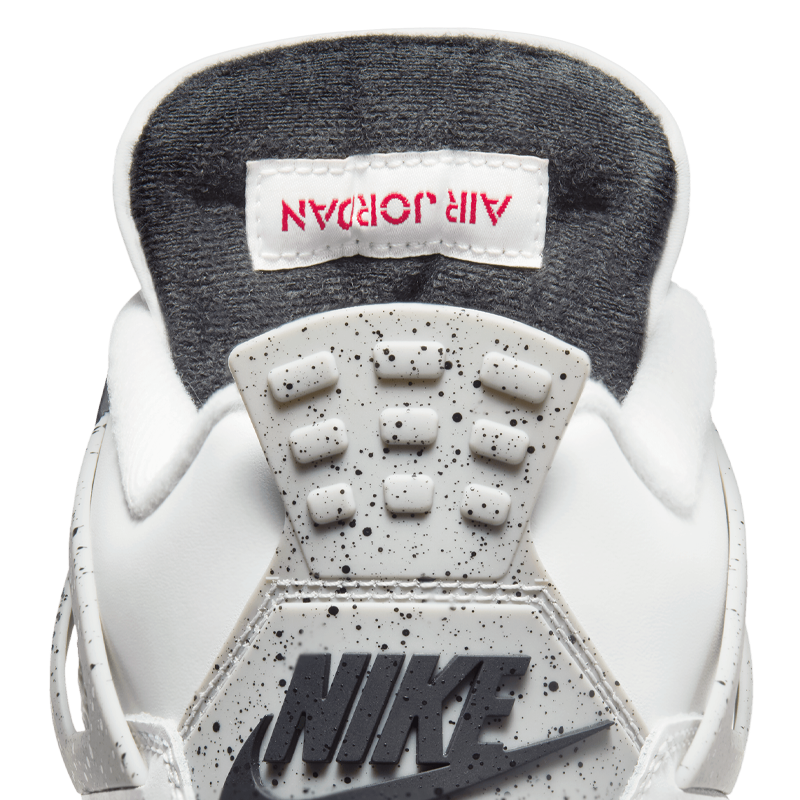 Air Jordan 4 Retro