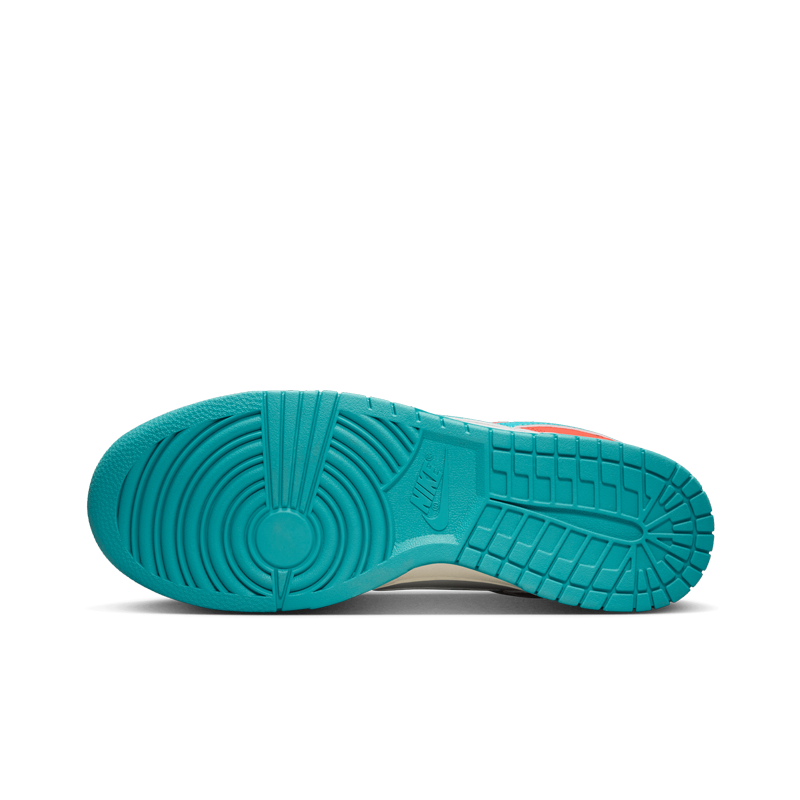 Dunk Low Retro