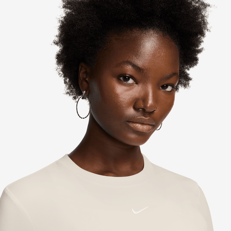 Chill Knit Crop T-Shirt (W)