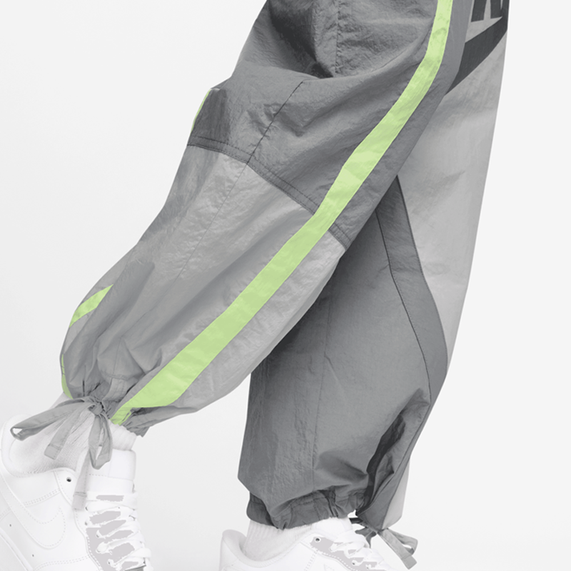 Street Woven Pant