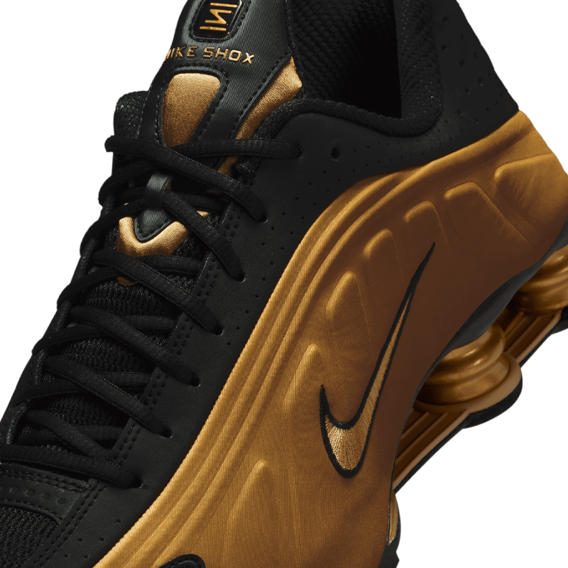 Shox R4