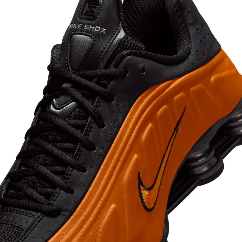 Shox R4