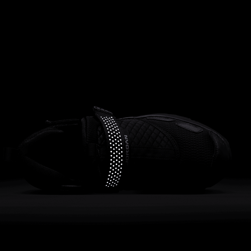 Jordan Trunner LX (W)