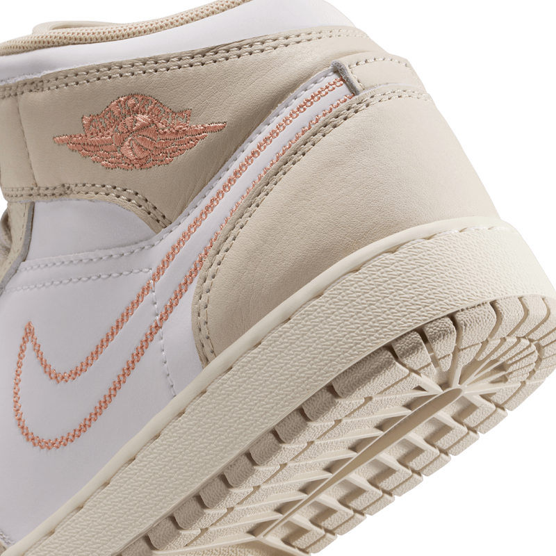 Air Jordan 1 Mid SE (GS)