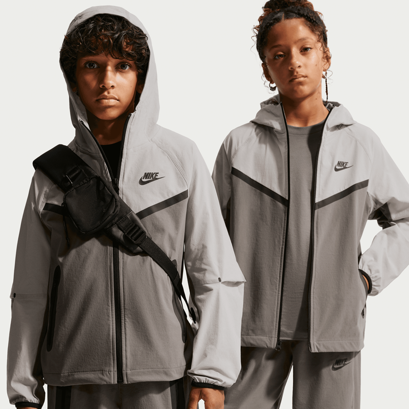 NIKE TECH WOVEN FZ JACKET (B)