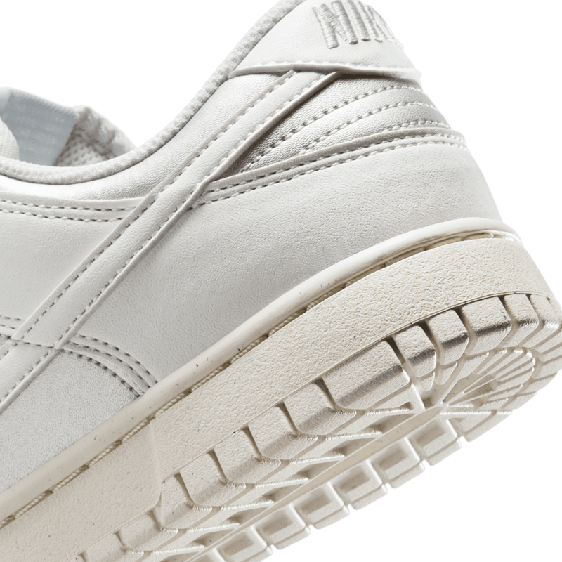 Dunk Low NN (W)