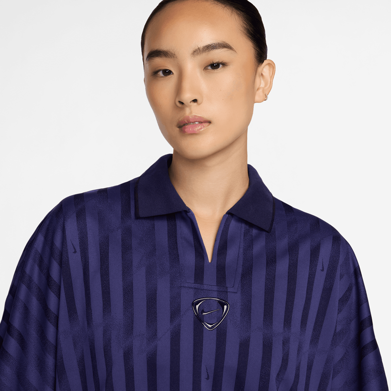 NIKE NBHD RUNWAY JERSEY SS TOP (W)