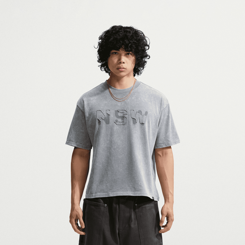 NIKE M NSW TEE LSE OC DISTRESSED