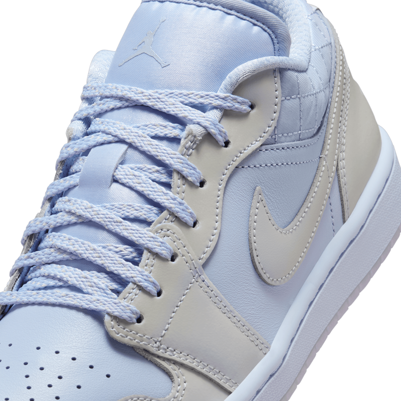 Air Jordan 1 Low SE (W)