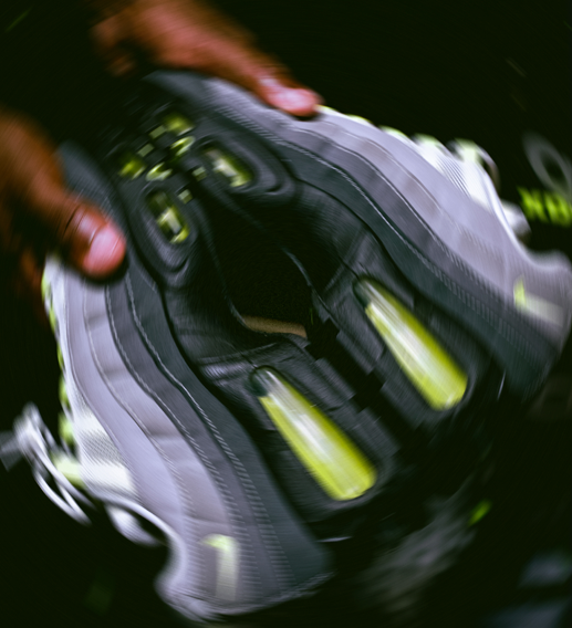 AM95 OG NEON FEAT. FACULTY F.C