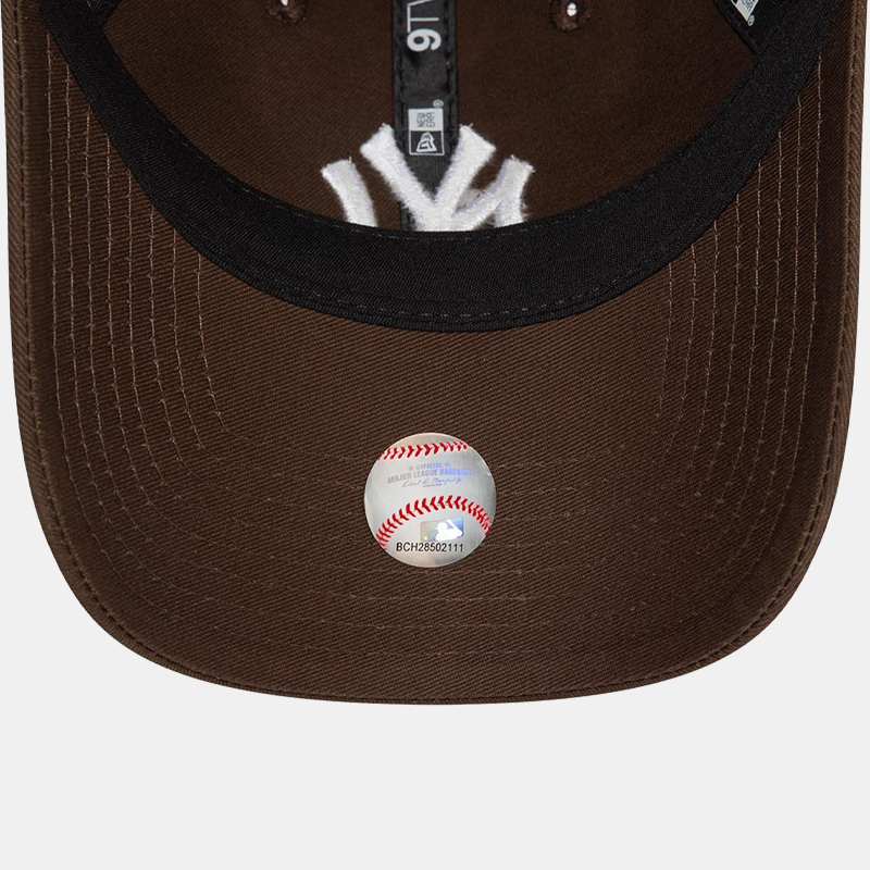 9Twenty New York Yankees Core Dark Brown