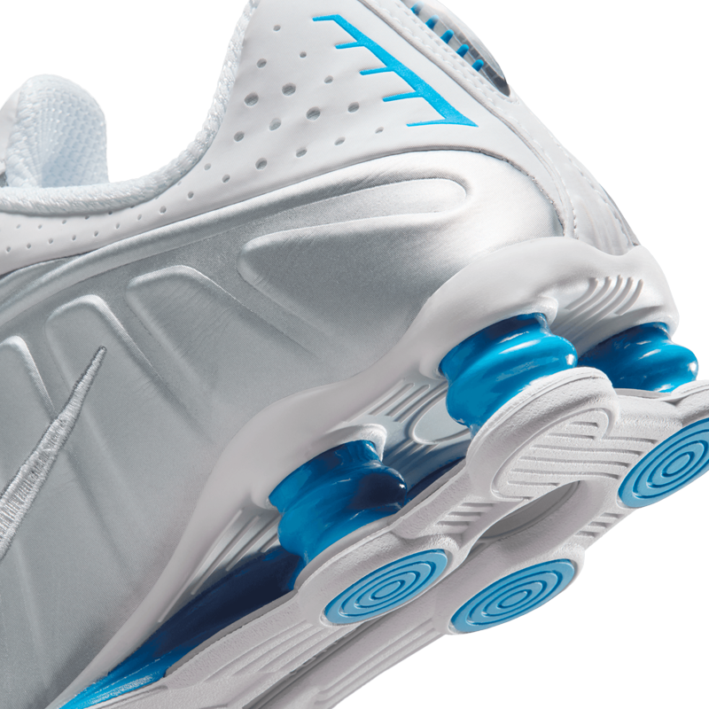 Shox R4 (W)