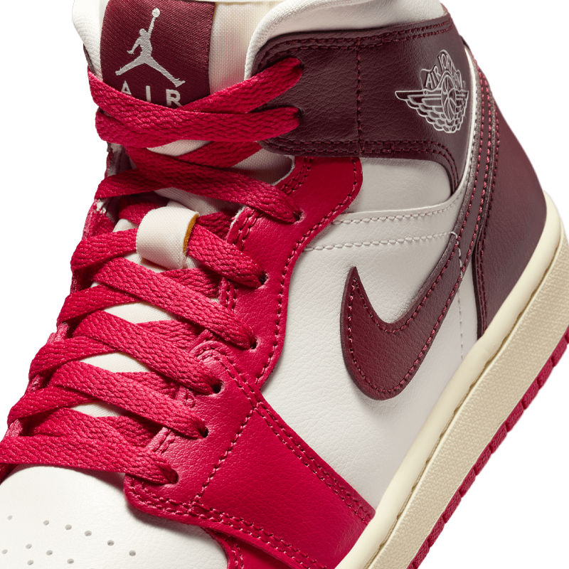 Air Jordan 1 Mid (W)