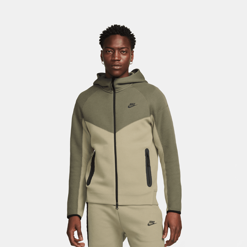 Tech Fleece Windrunner