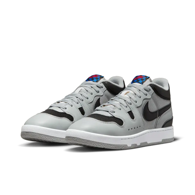 Attack QS SP Nike
