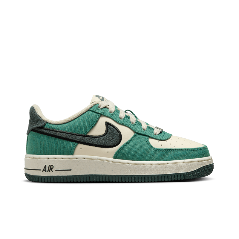 Air Force 1 LV8 3 (GS)