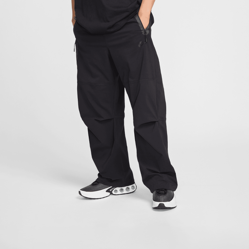 Tech Woven Pant