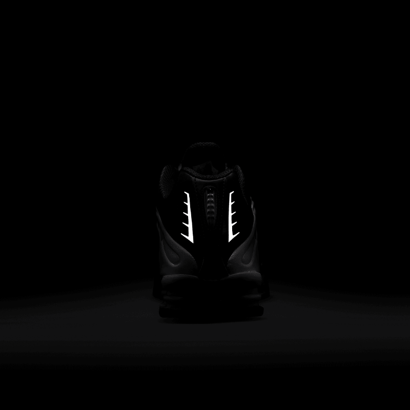 Shox R4