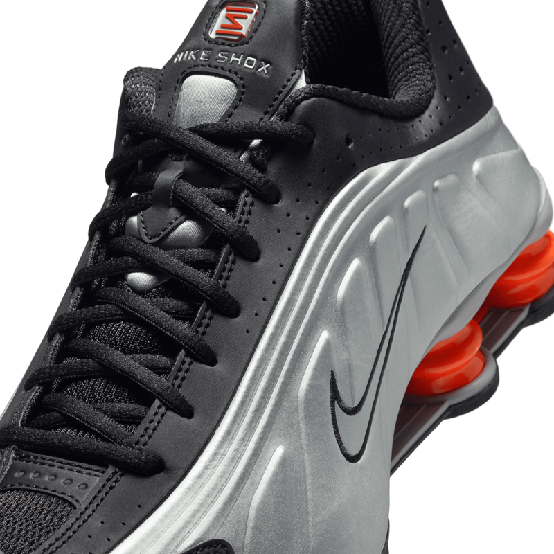 Shox R4