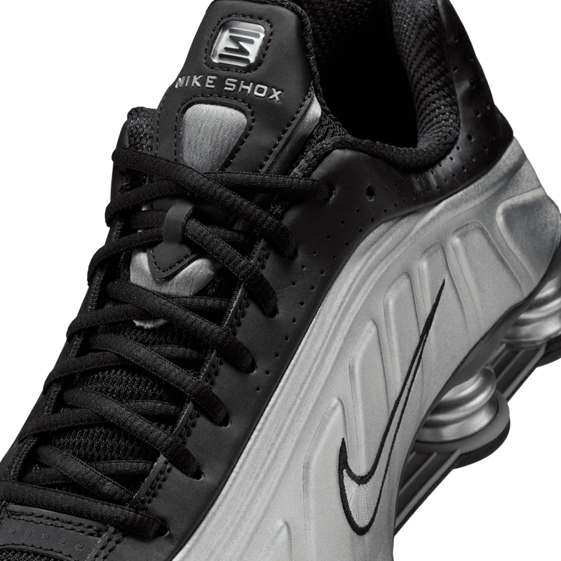 Shox R4
