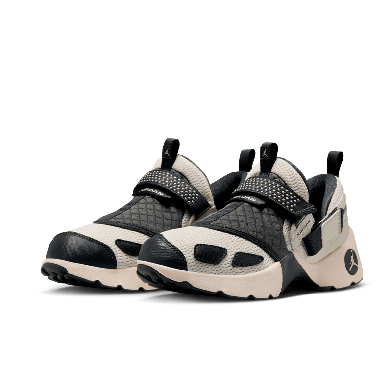 Jordan Trunner LX (W)