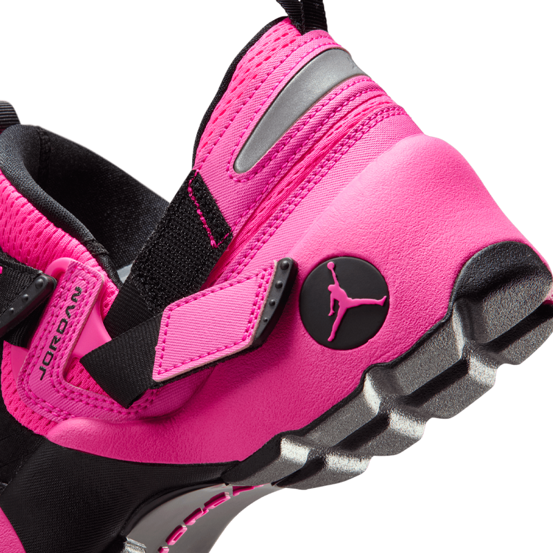 Jordan Trunner LX (W)