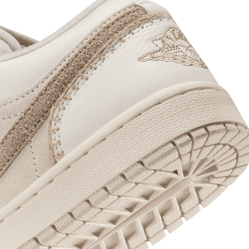 Air Jordan 1 Low SE (W)