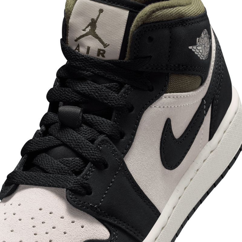 Air Jordan 1 Mid SE (GS)