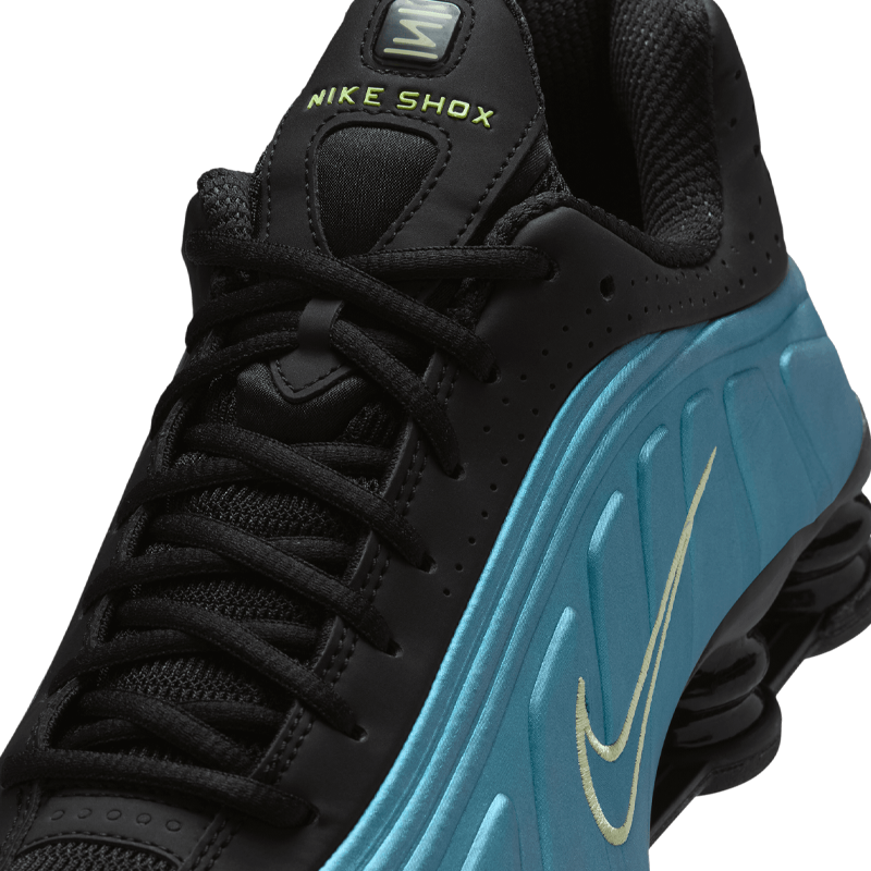 Shox R4