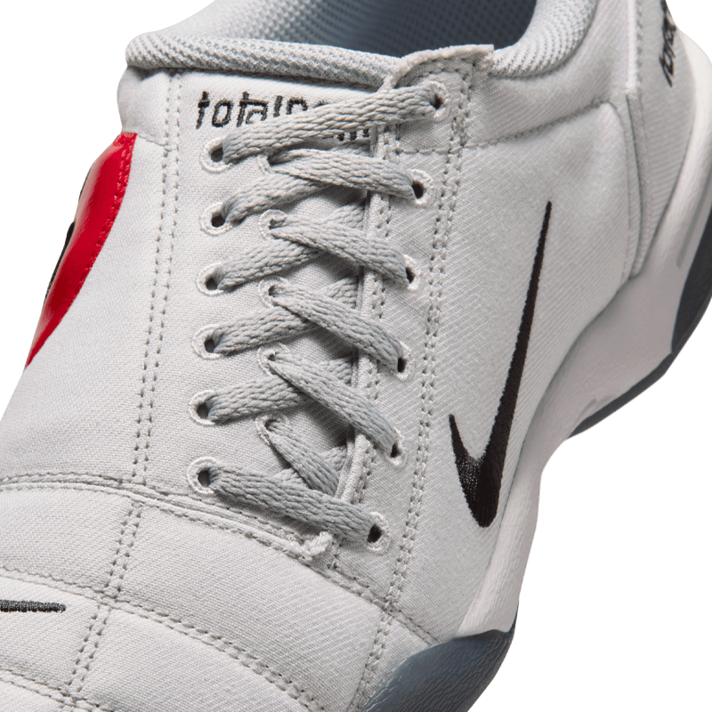NIKE TOTAL 90 PRM