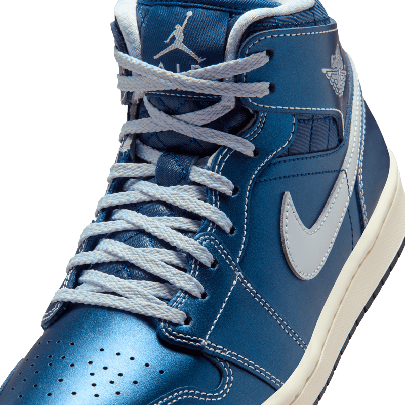 Air Jordan 1 Mid SE (W)