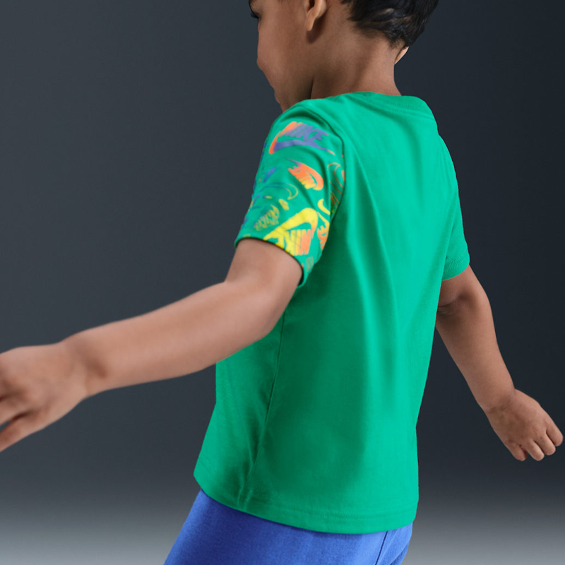 Club Revealed T-Shirt (B)