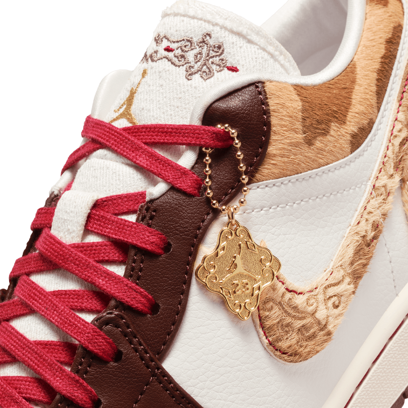 AIR JORDAN 1 LOW  SE
