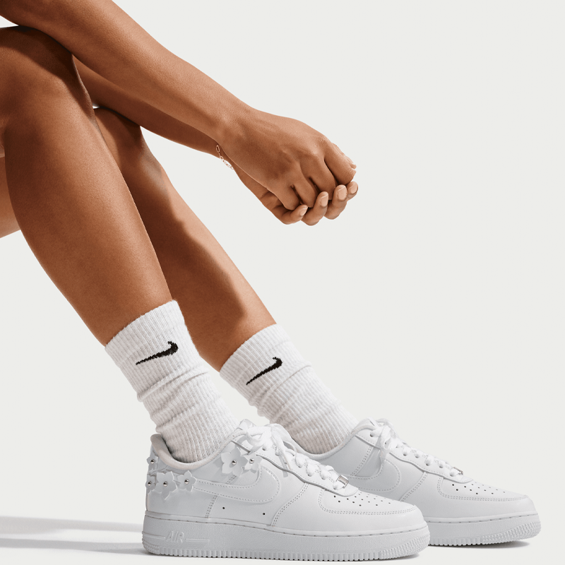 NIKE AIR FORCE 1 '07 W