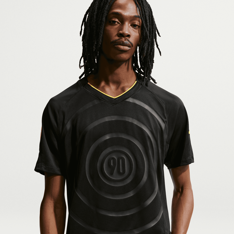 NIKE FAMILY REUNION SS TOP