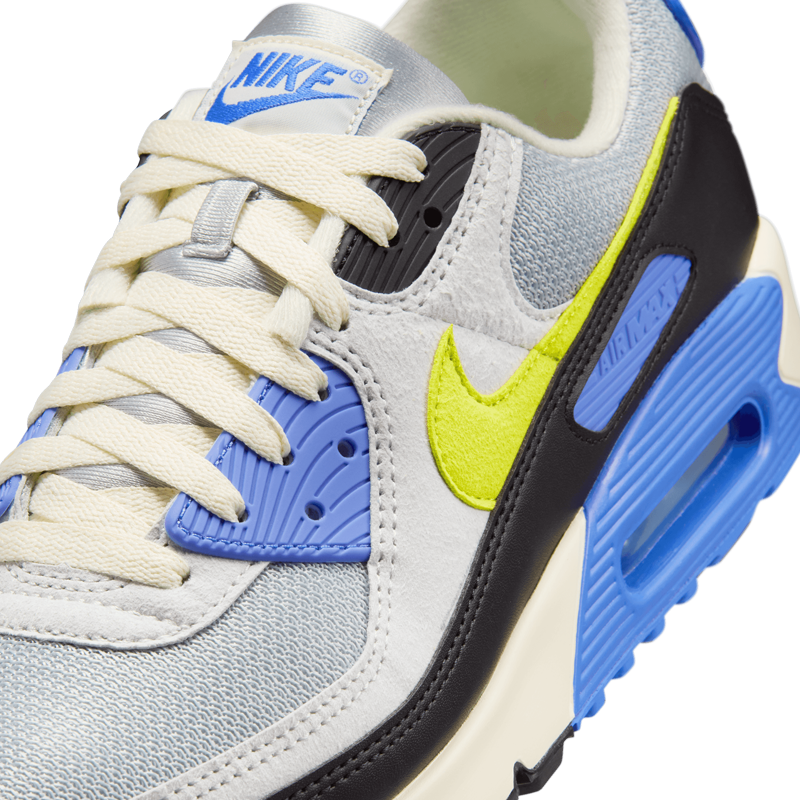 AIR MAX III
