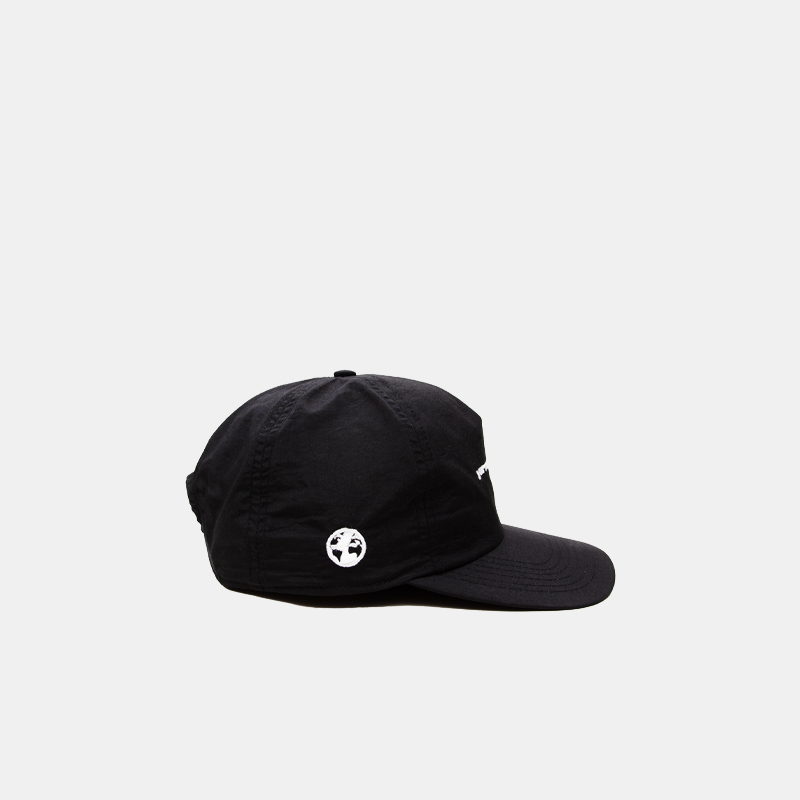 5 Panel Peak Cap Black