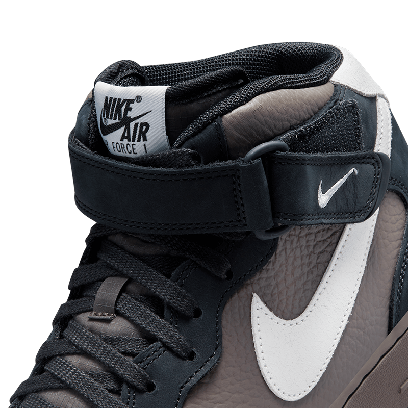 Sleeve TEE - dunk Nike Air Force 1 Berlin Mid, DN3902